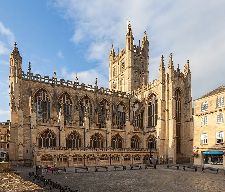 Bath Abbey and the open square beside it in daylight