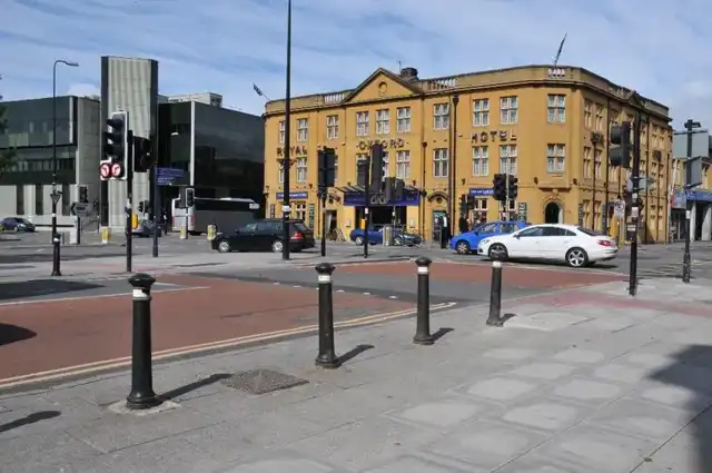 Historical exterior of the Royal Oxford Hotel; current frontage may differ.