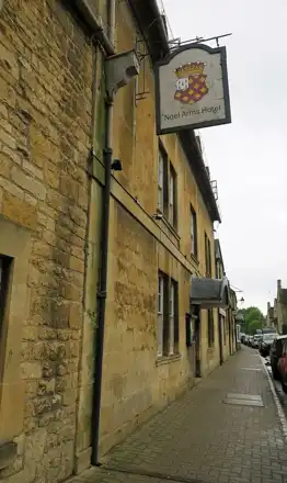 Noel Arms Chipping Campden; location photograph, not a 2026 event photograph