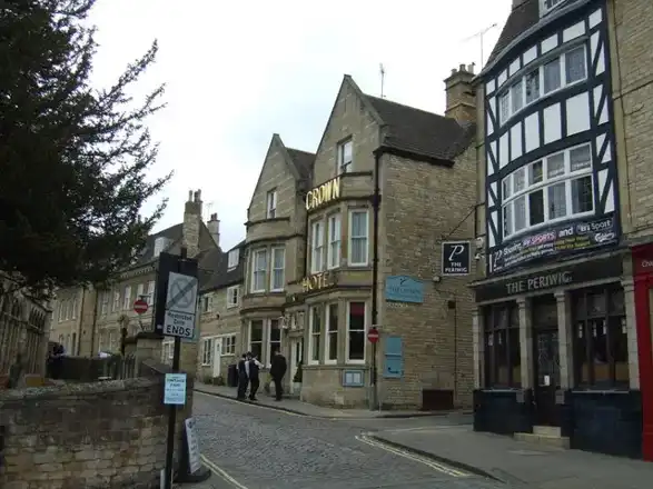 The Crown Hotel, Stamford - geograph.org.uk - 4007835