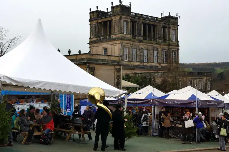 Chatsworth Christmas Market — an earlier Christmas scene