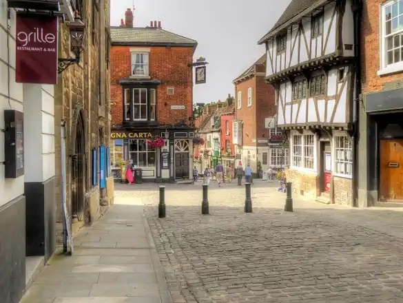 Bailgate in Lincoln; city setting, not a DoubleTree hotel photograph