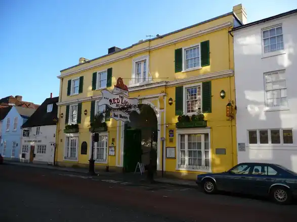 Salisbury - Red Lion Hotel The Red Lion Hotel in Milton street