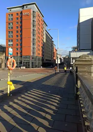 Jury's Inn, Jamaica Street