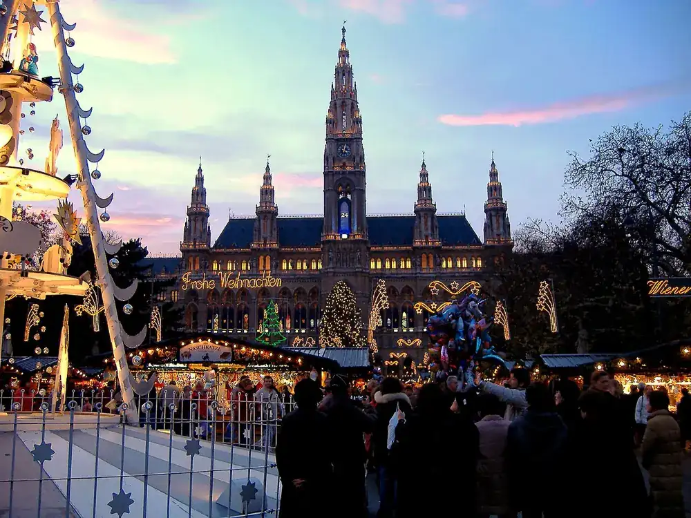 Vienna Rathausplatz Christmas market in December 2006