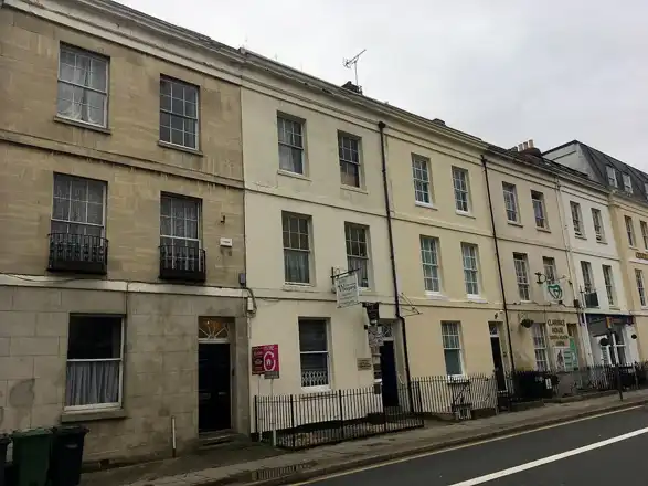 Nearby Clarence Street in 2020, not Central Hotel; the separate Clarence Hotel is visible