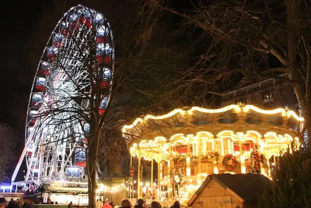 Edinburgh Christmas market lights in a previous season