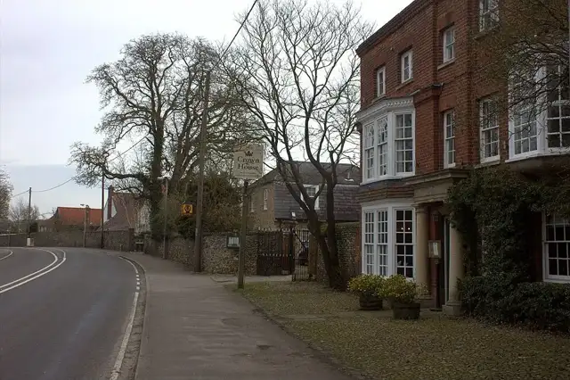 Crown House Hotel in Great Chesterford